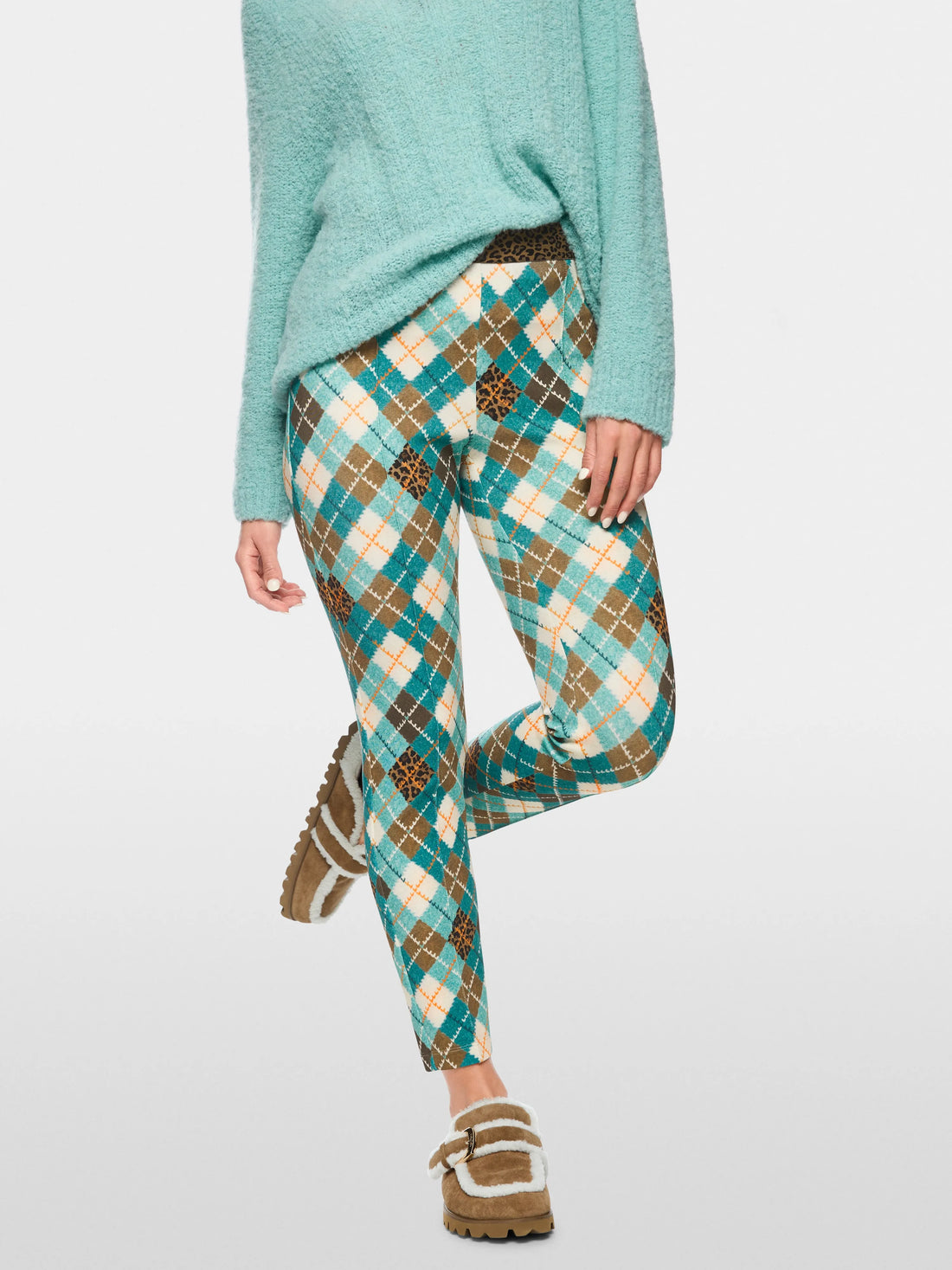 Marccain_Soft Teal_Tight 7/8 Sofia Trousers with Waistband_ZS 81.27 J62_507_05