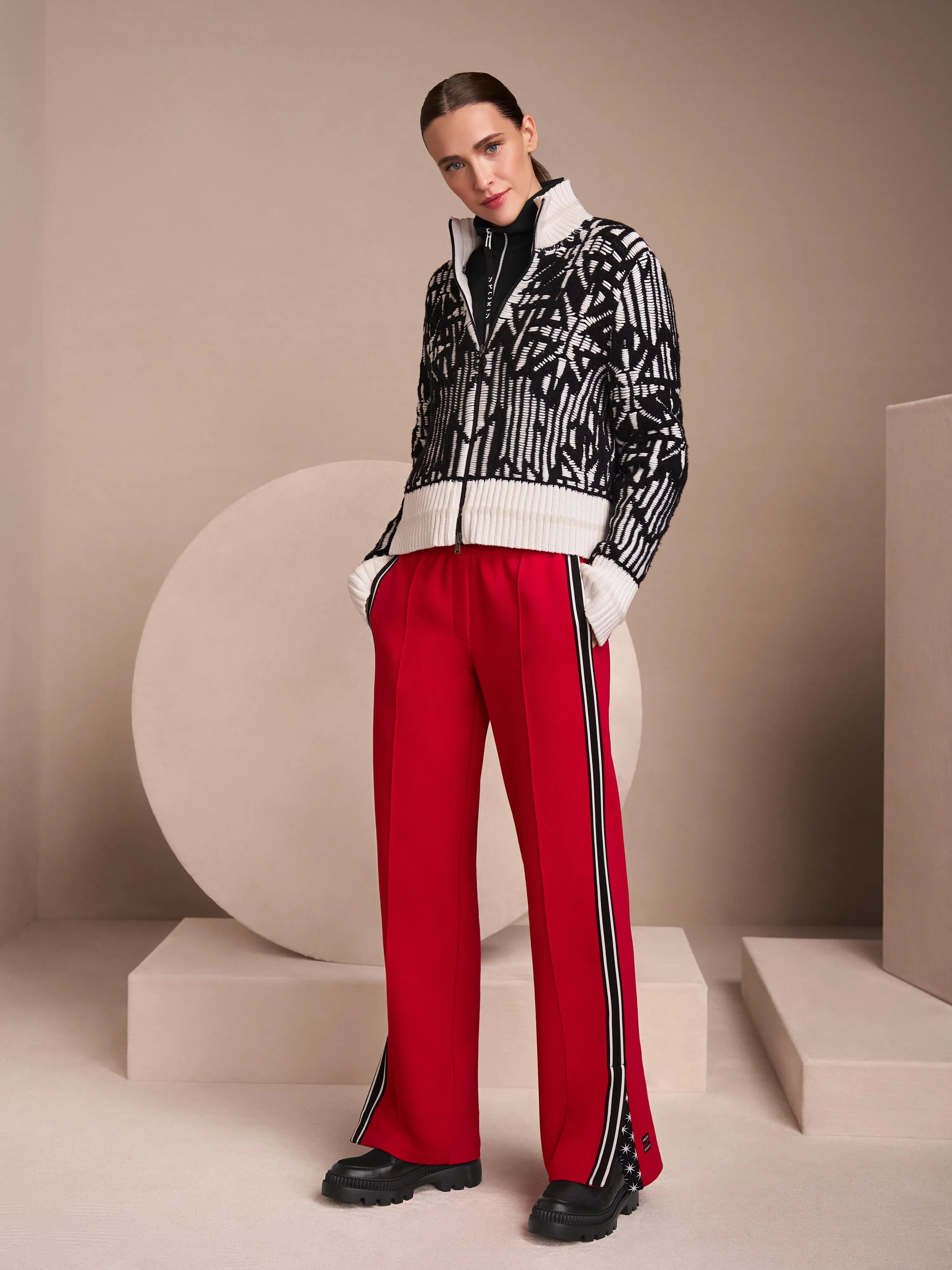 Marccain_Milk Coffee_WASHINGTON Wide Cut Trousers_ZS 81.47 J09_624_09