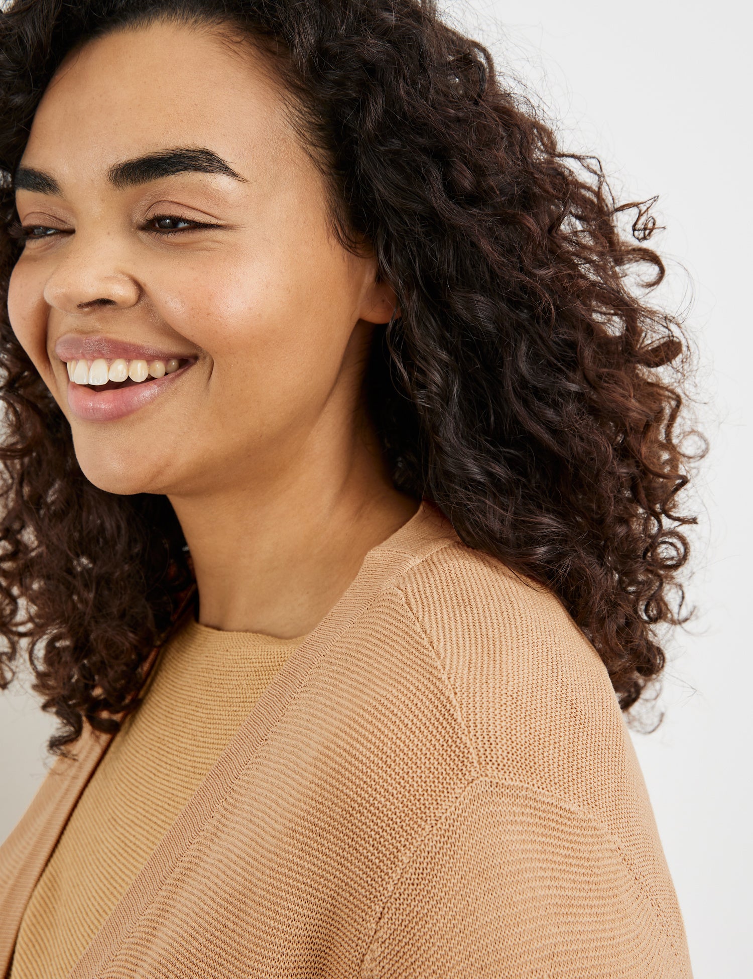 Long Cardigan With Mid-Length Sleeves