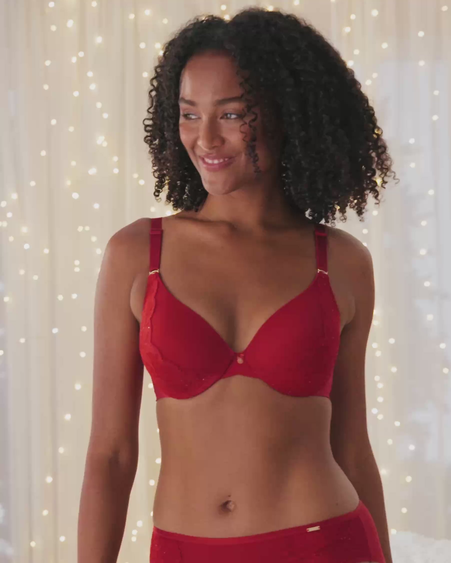 La Vie en Rose_Savvy Red_Lightly Lined Sleek Back Bra_10200547_60215_Vid