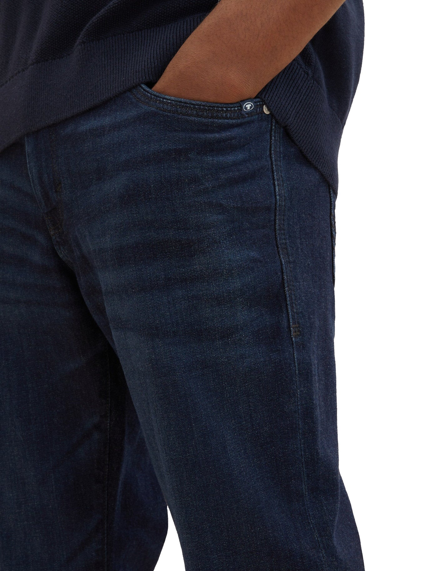 Standard Loose Fit Jeans_1035877_10138_06