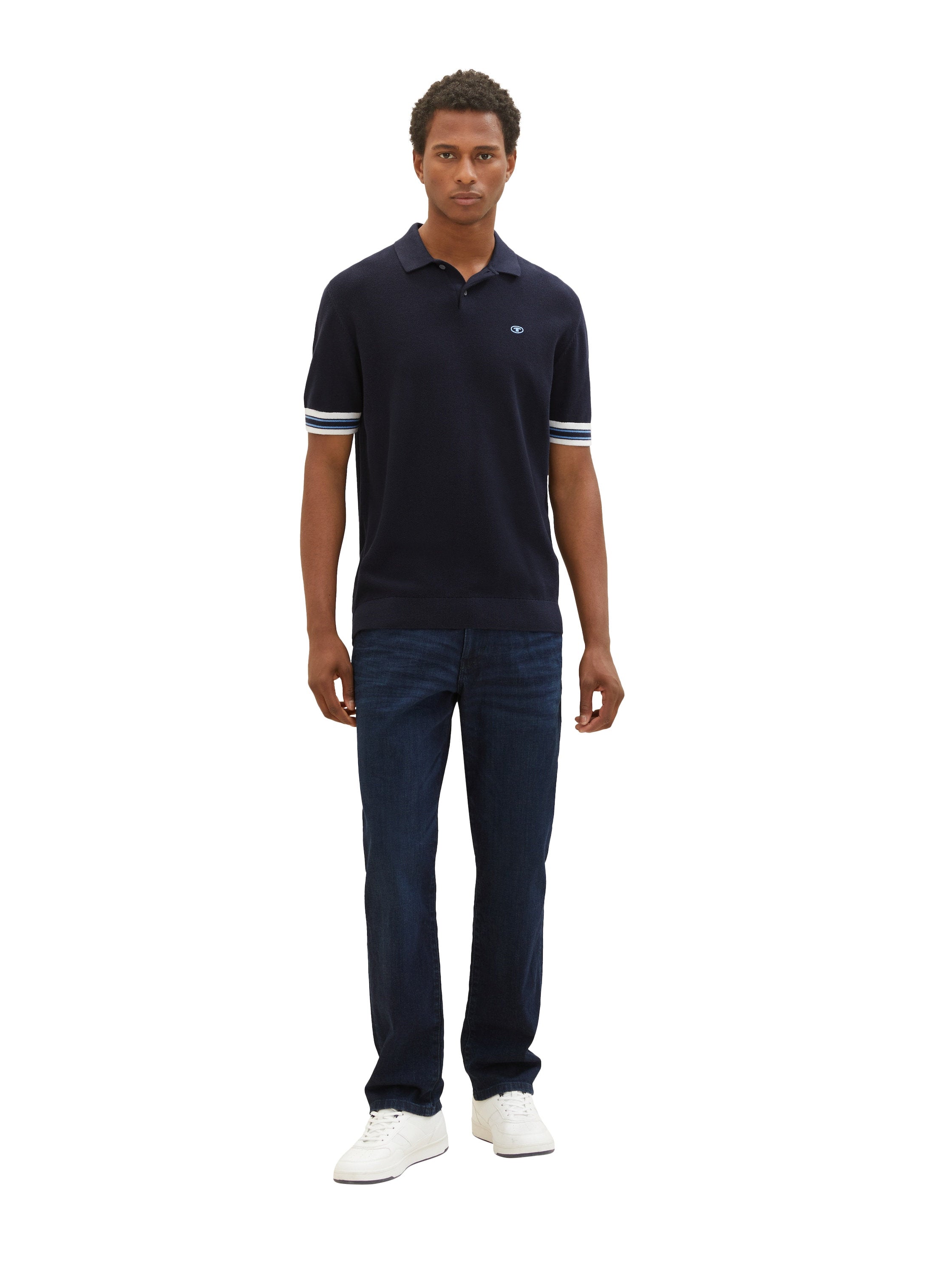 Standard Loose Fit Jeans_1035877_10138_07