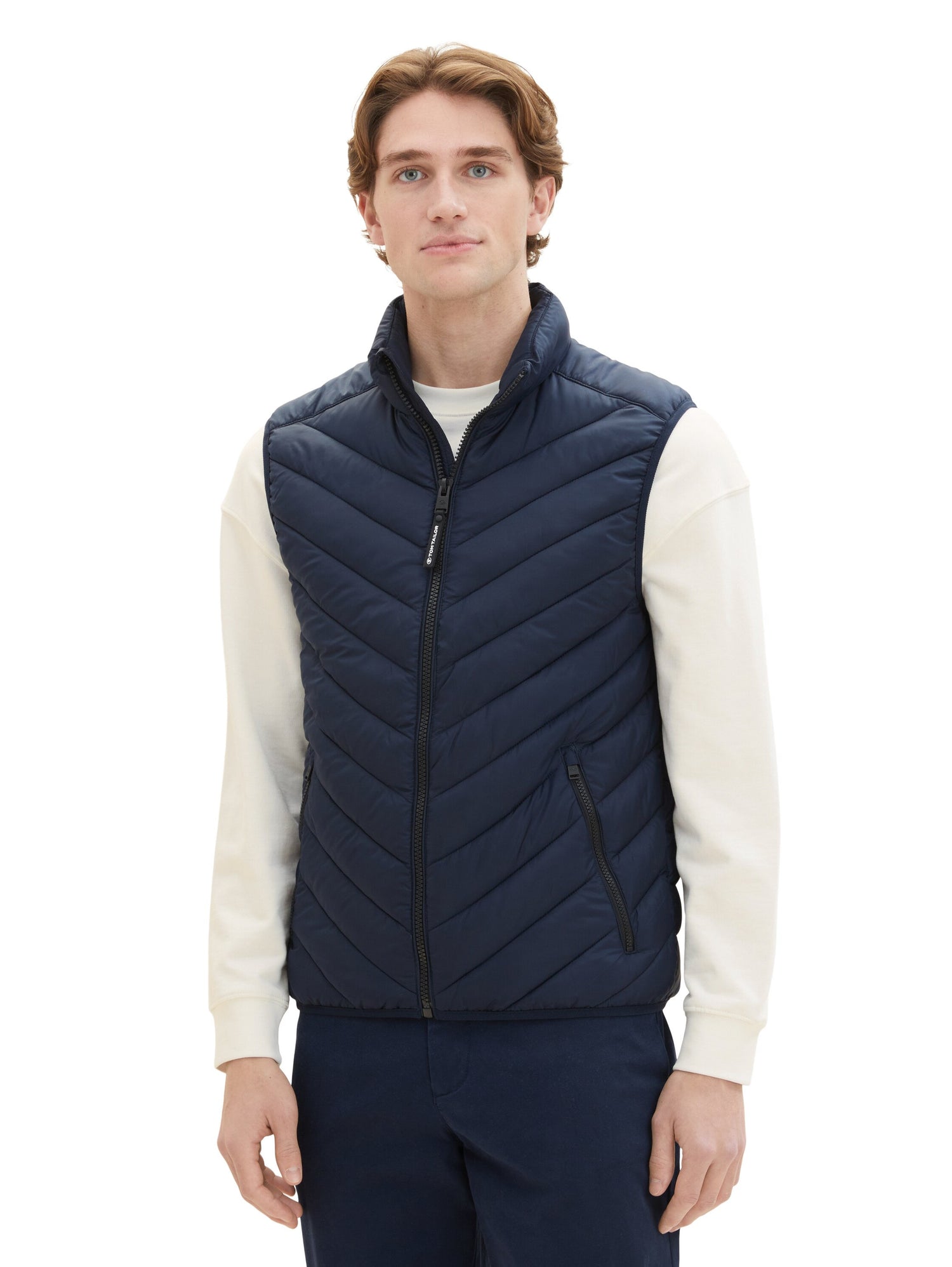 Quilted Puffer Light Weight Vest_1036072_10668_02