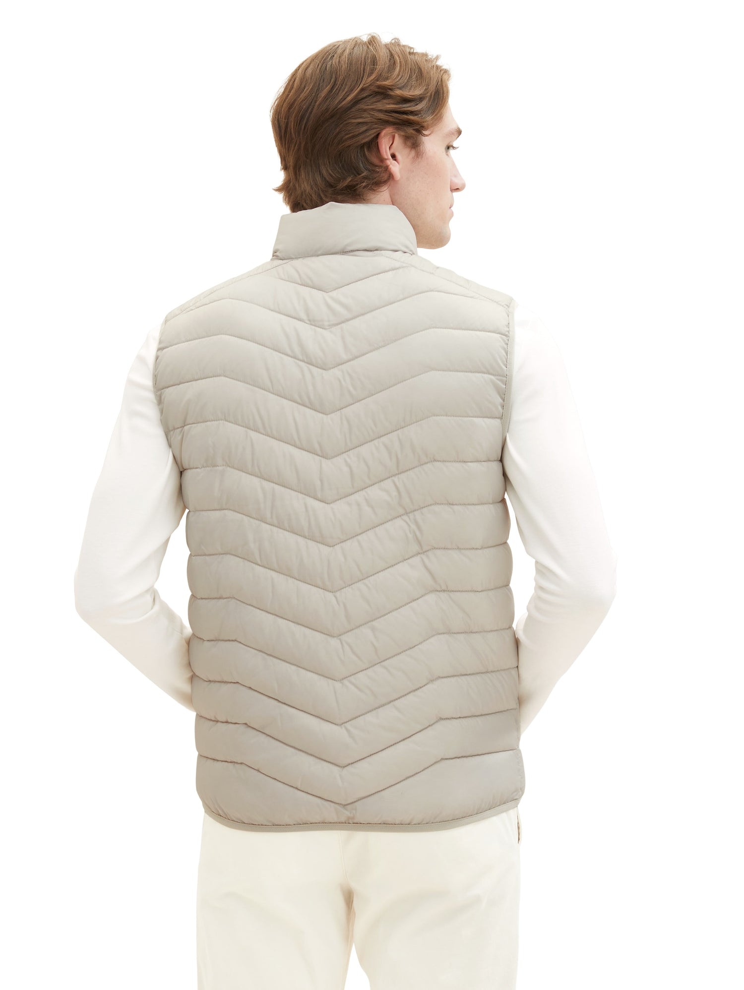 Quilted Puffer Light Weight Vest_1036072_26199_05