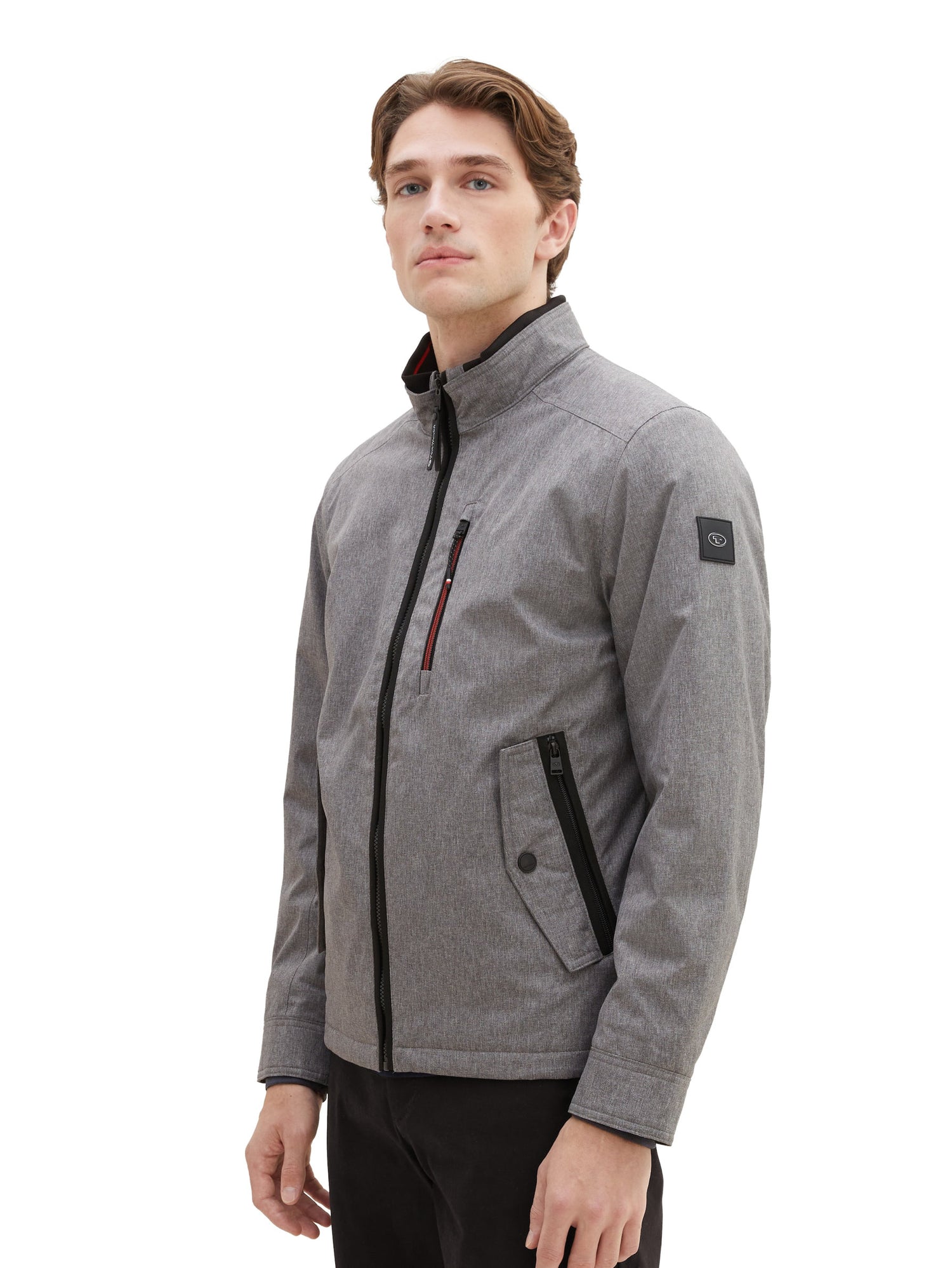 Padded Jacket With Multiple Pockets_1037331_18960_05