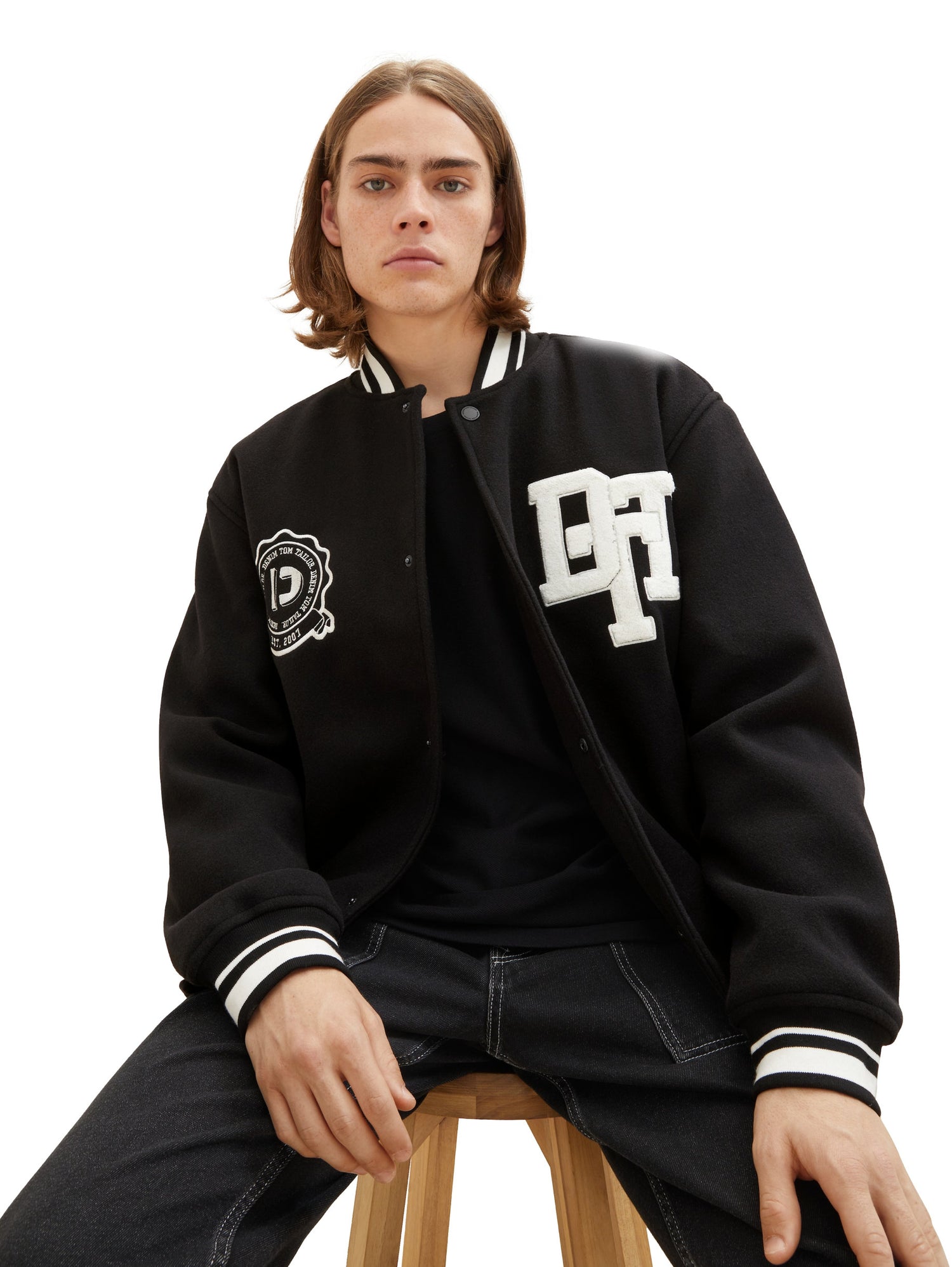 Relaxed Varsity Jacket_1037489_29999_02