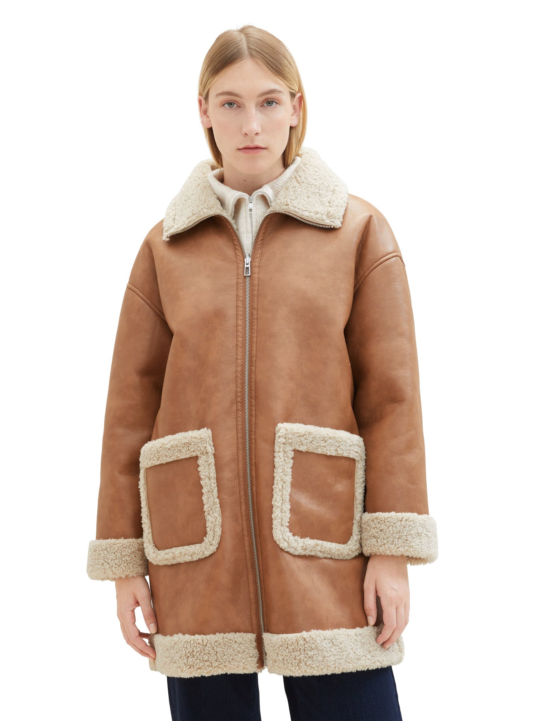 Reversible Shearling Coat_1037575_32171_02