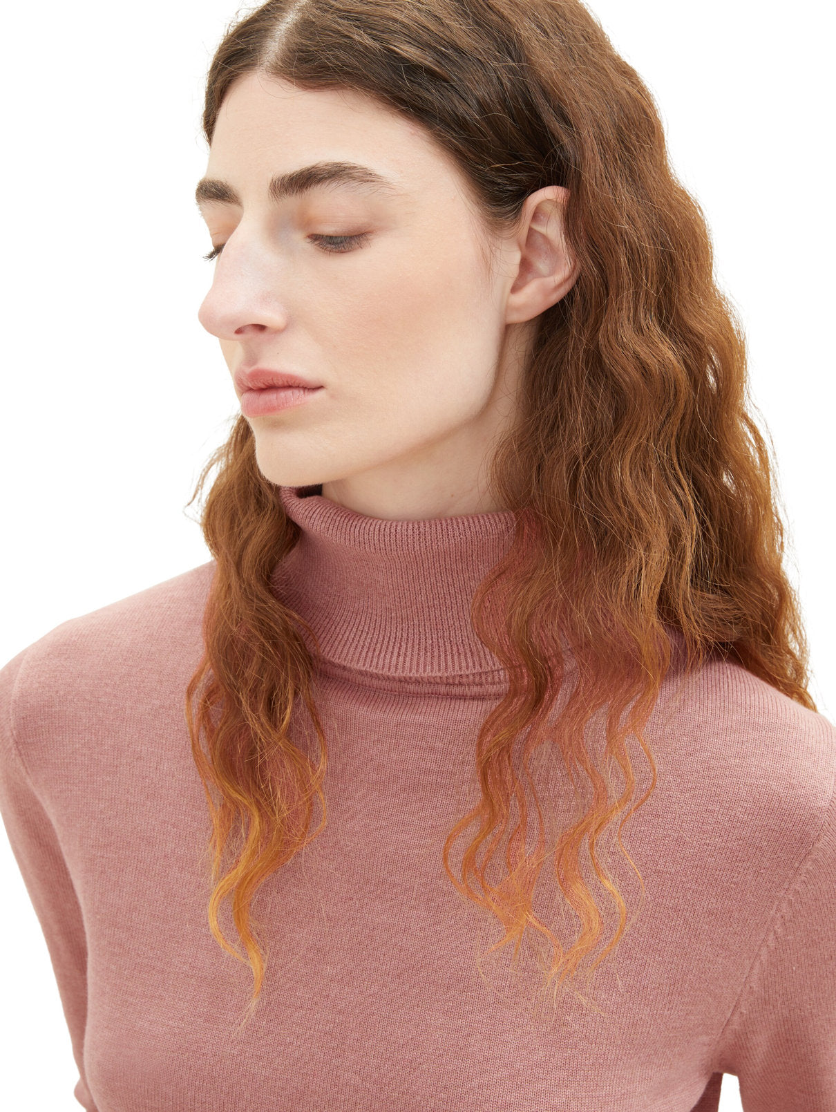 Knit Basic Turtleneck_1037746_33157_03