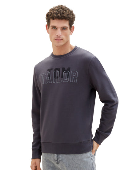 Sweatshirt With Center Logo_1037806_10899_05