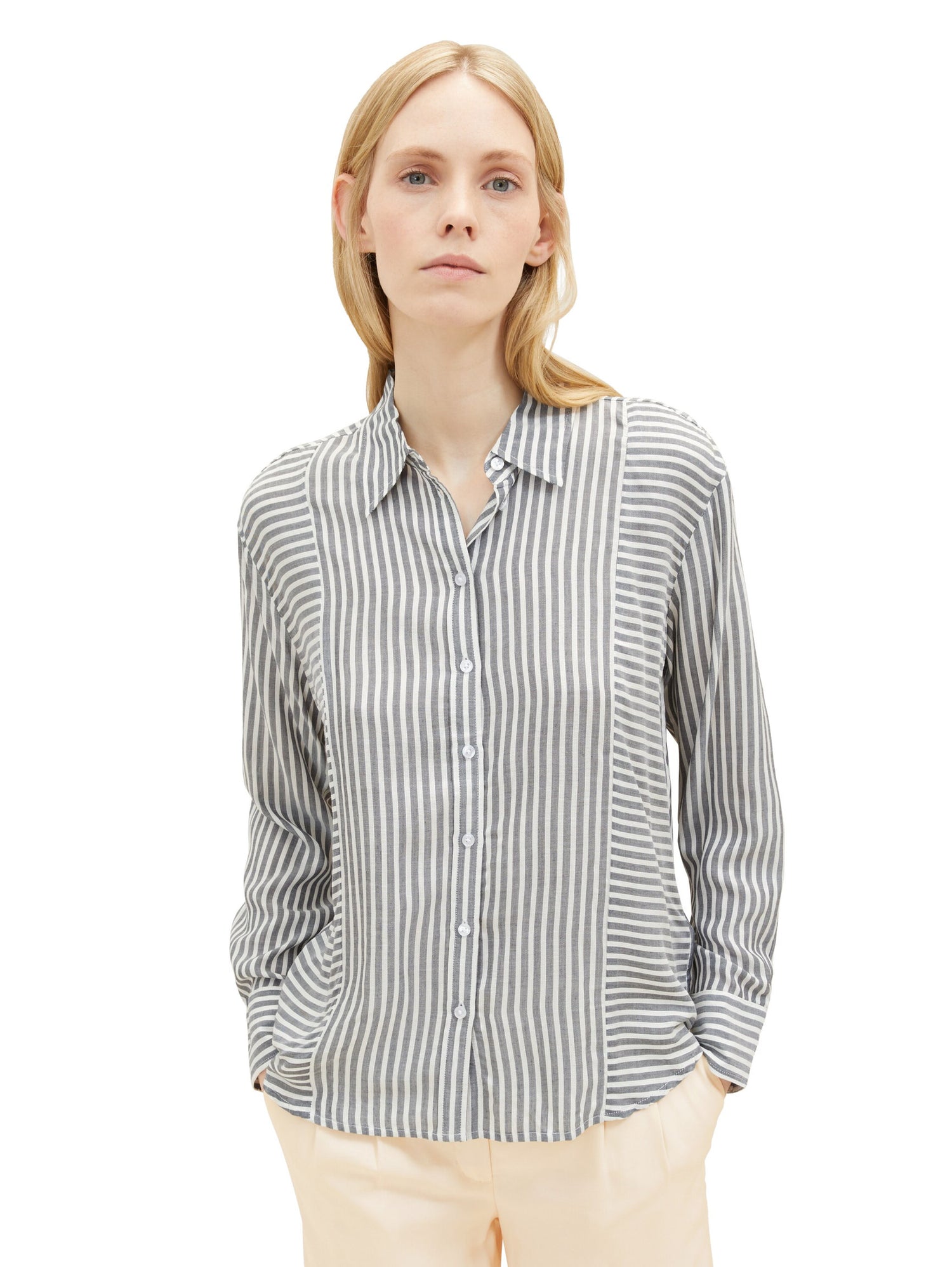 Shirt With Stripe Design_1037894_32595_02