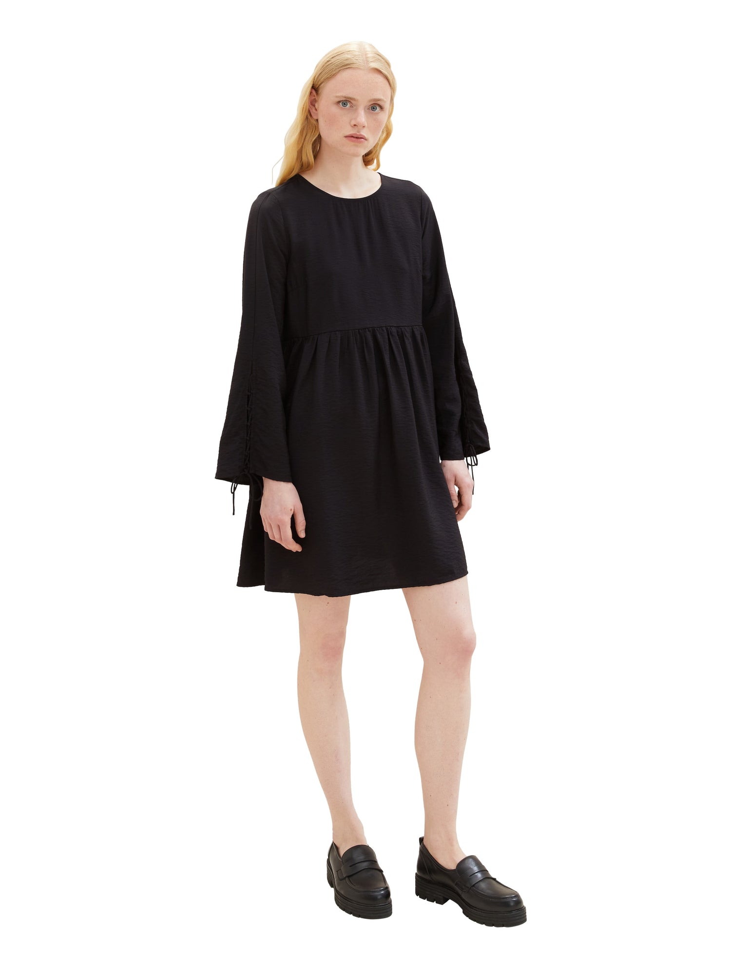 Loose Fit Short Dress With Adjustable Sleeves - BEVAVA Loose Fit Short Dress With Adjustable Sleeves - BEVAVA
