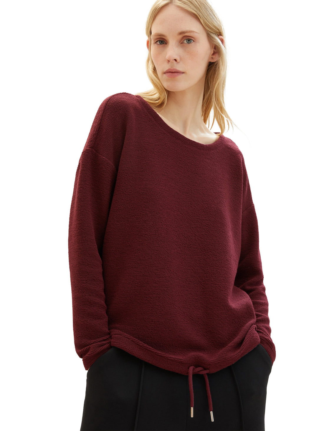 Long Sleeve T Shirt With Wide Round Neckline_1038177_10308_02