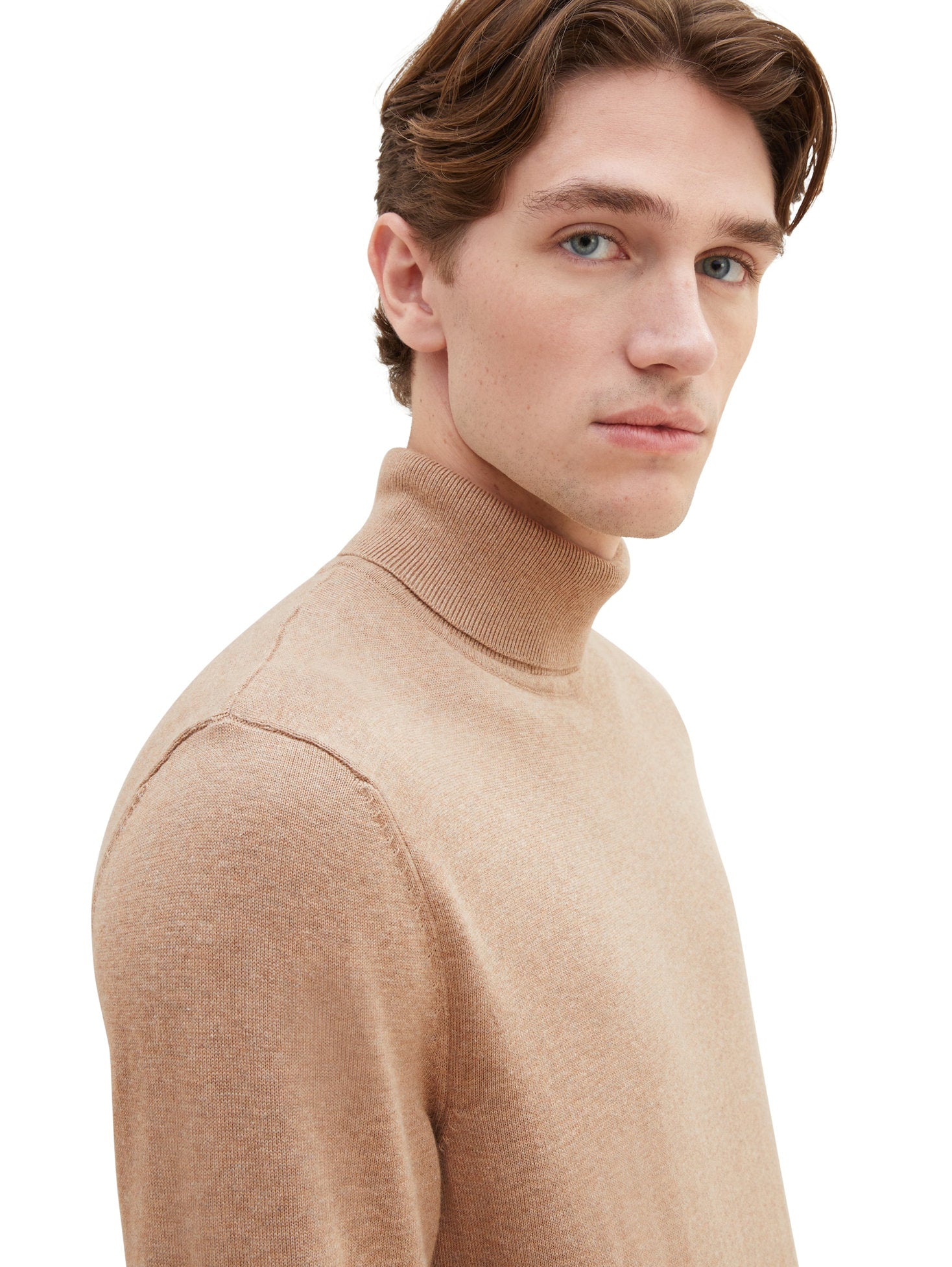 Turtleneck Long Sleeve Pullover_1038202_31089_03