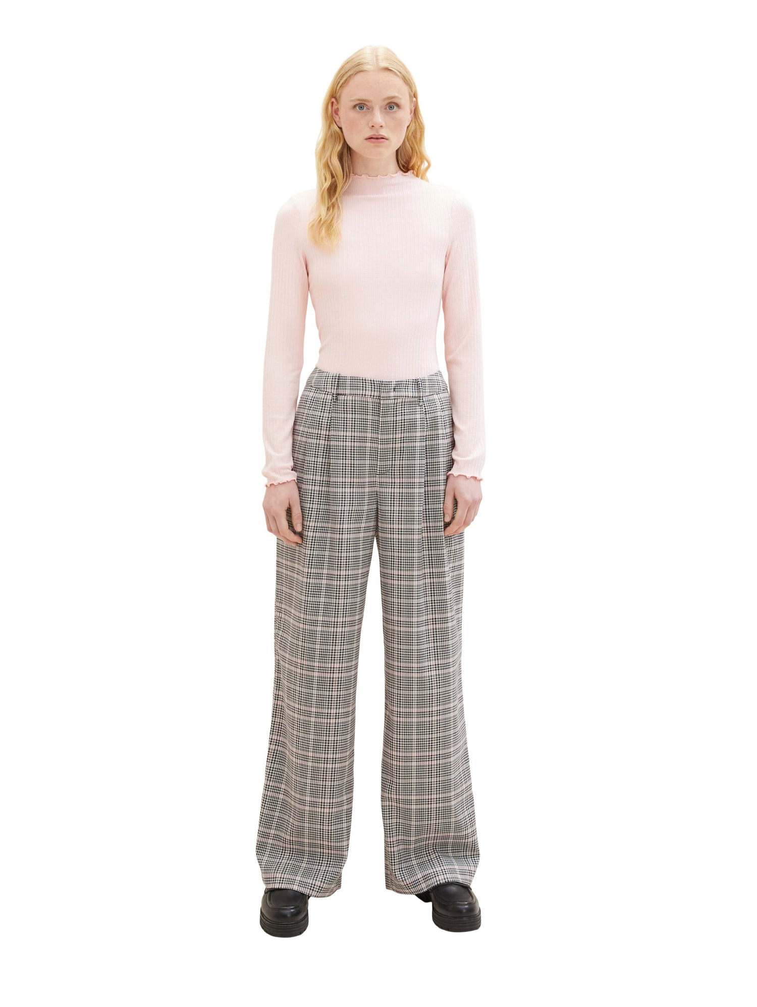 Checkered Wide Leg Dress Trousers_1038218_32456_07