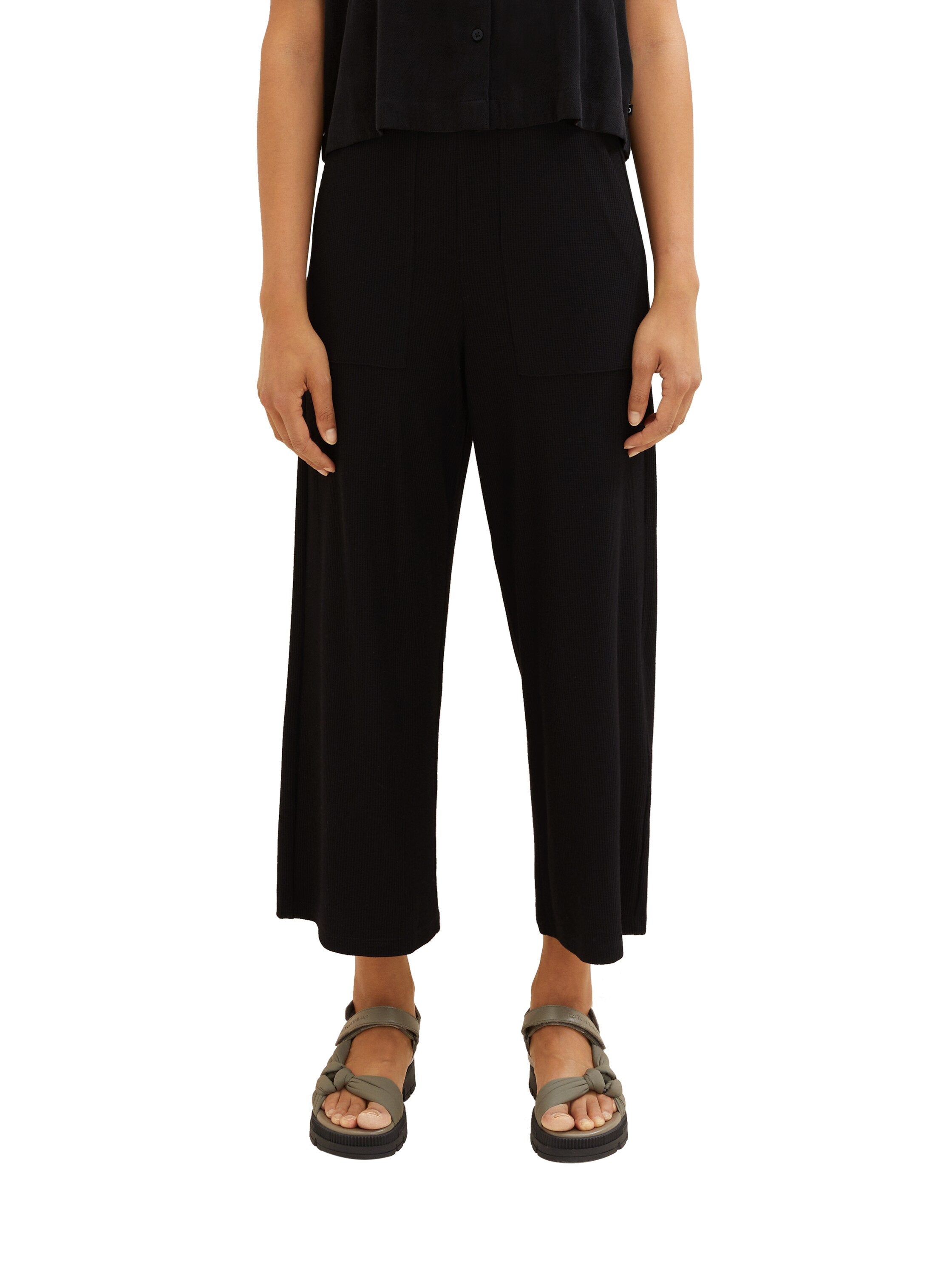 Cropped Slip On Trousers With Pockets_1038220_14482_02
