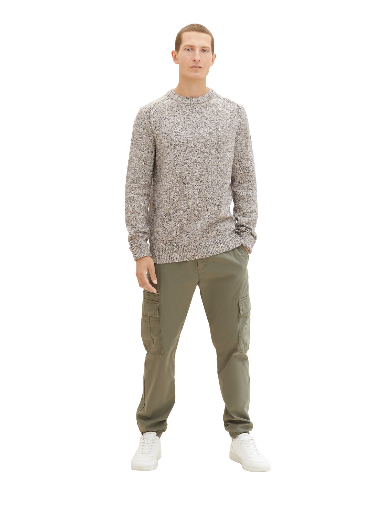 Knitted Sweater With Round Neckline_1038246_32742_06