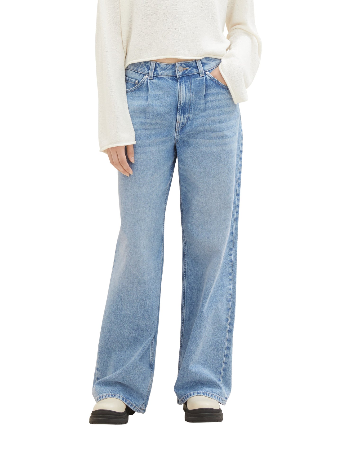 Loose Straight Fit Jeans_1038295_10118_02