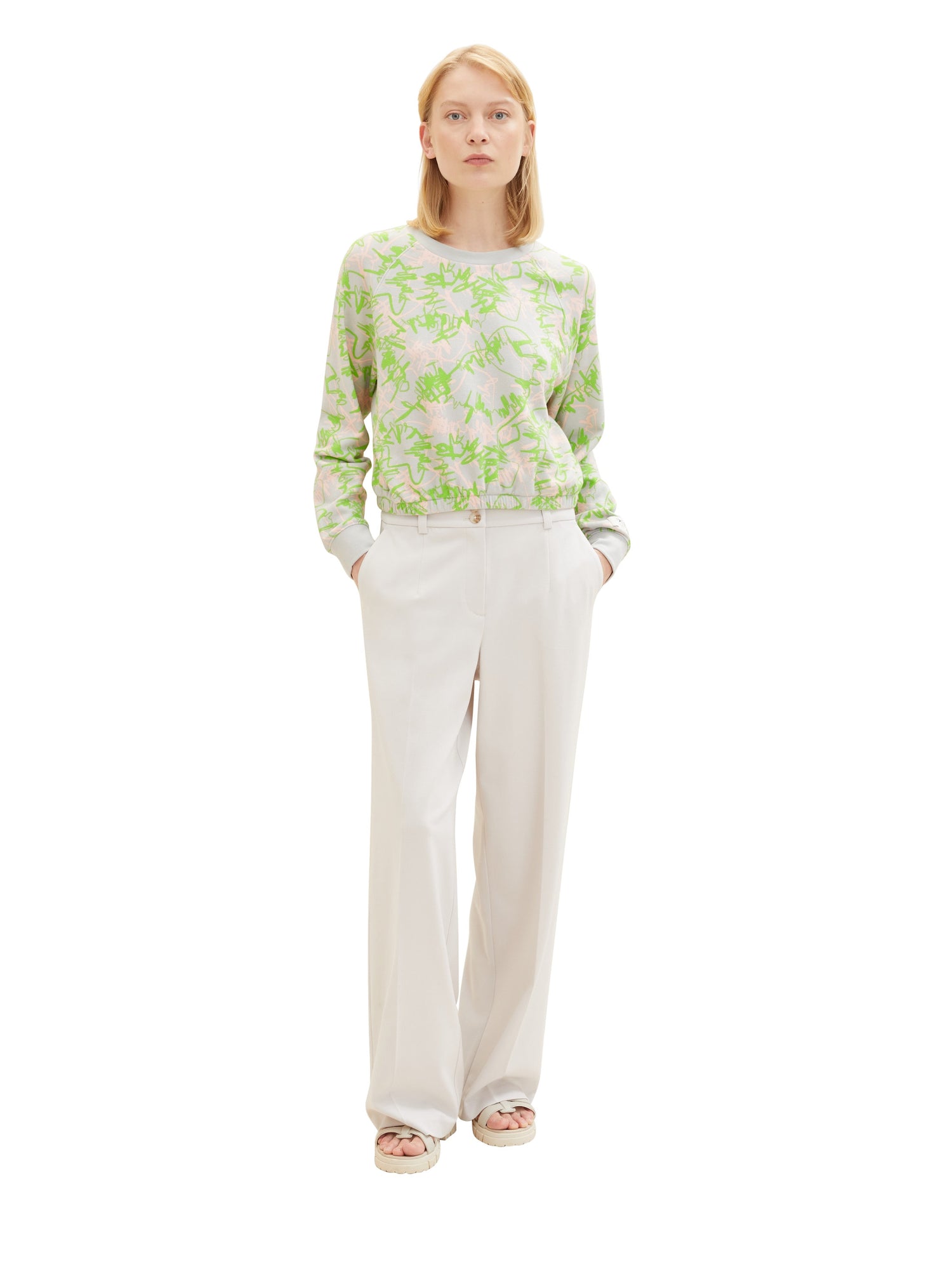 Cropped Sweatshirt With Elastic Hem_1038316_32432_03