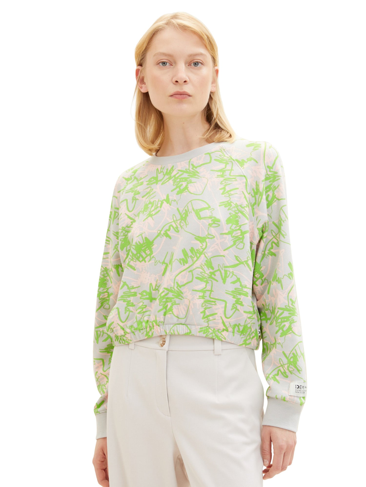 Cropped Sweatshirt With Elastic Hem_1038316_32432_05