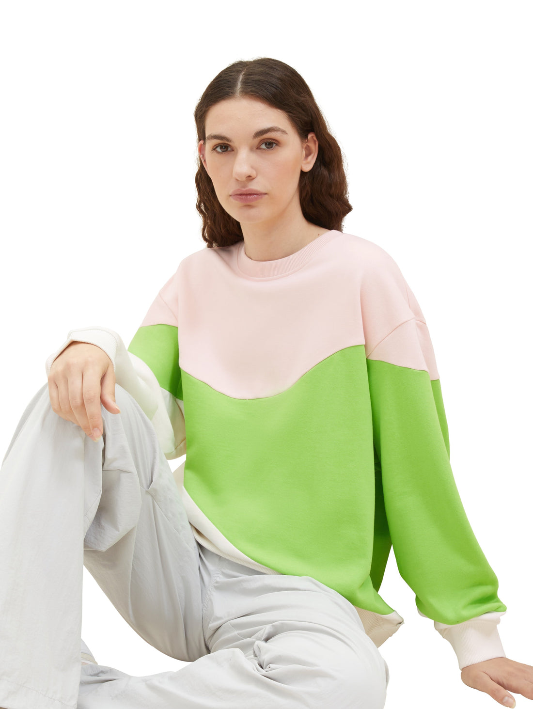 Oversized Sweatshirt With Color Block Design_1038318_32622_02