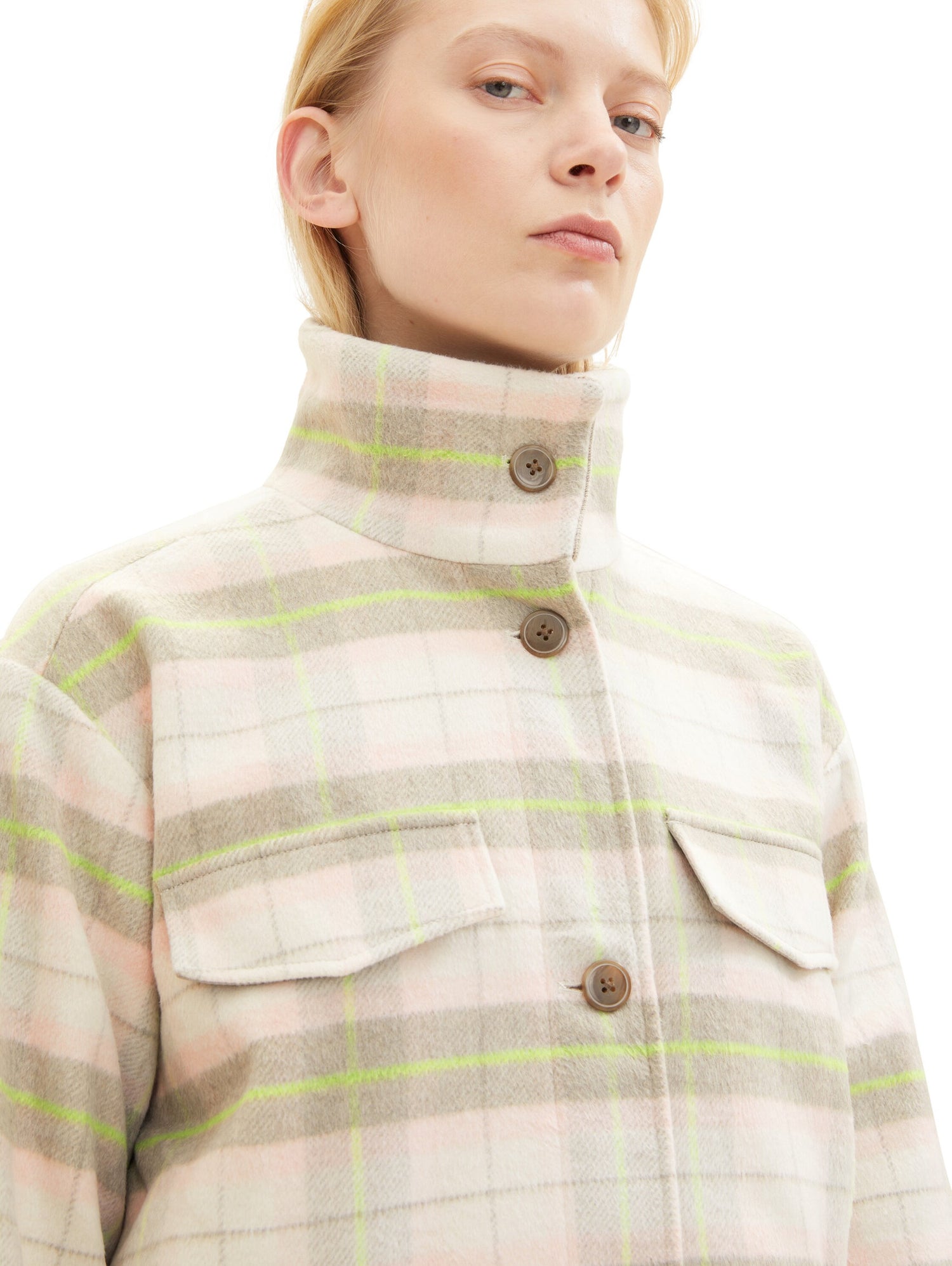 Checkered Coat With High Collar_1038686_32535_04