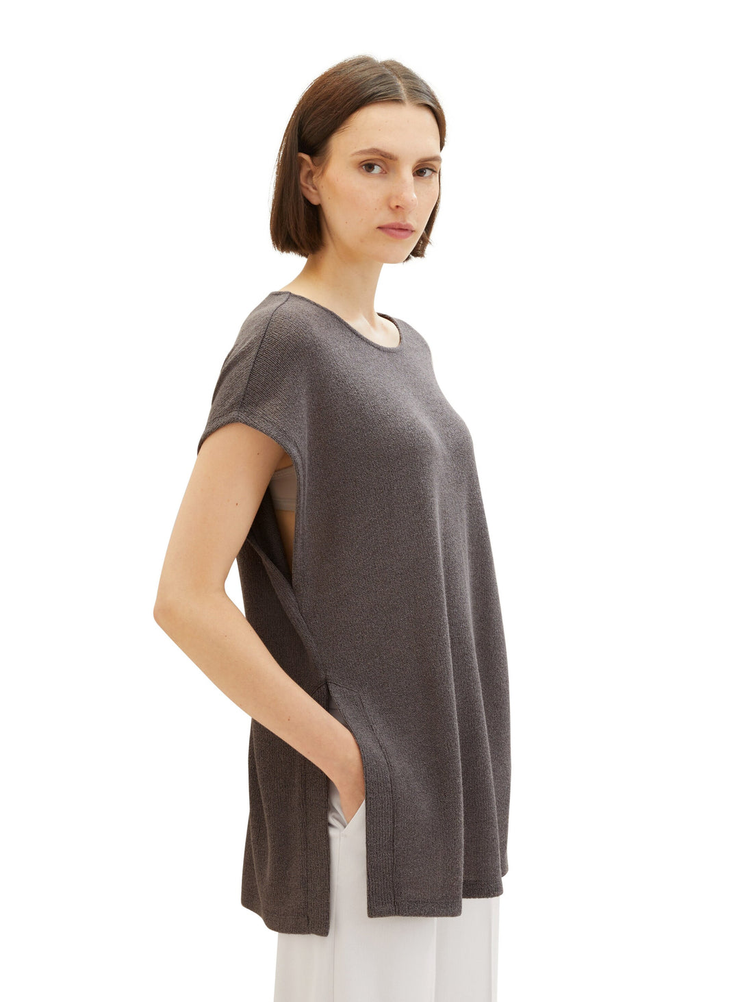 Blouse With Cap Sleeve_1038726_32251_03