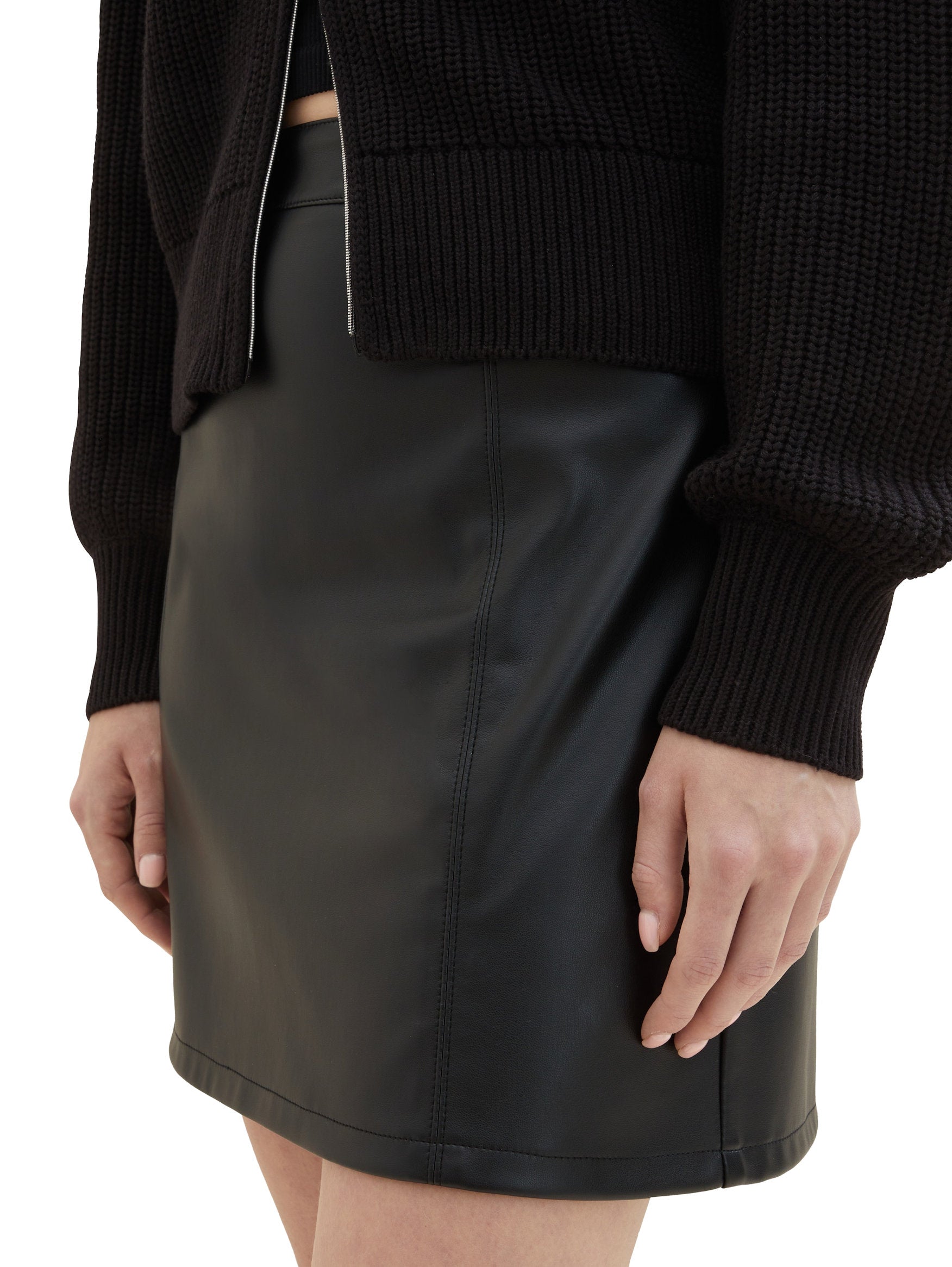 Faux Leather Mini Short Skirt_1038742_14482_06