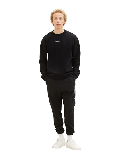 Crew Neck Sweatshirt With Center Logo_1038751_29999_03