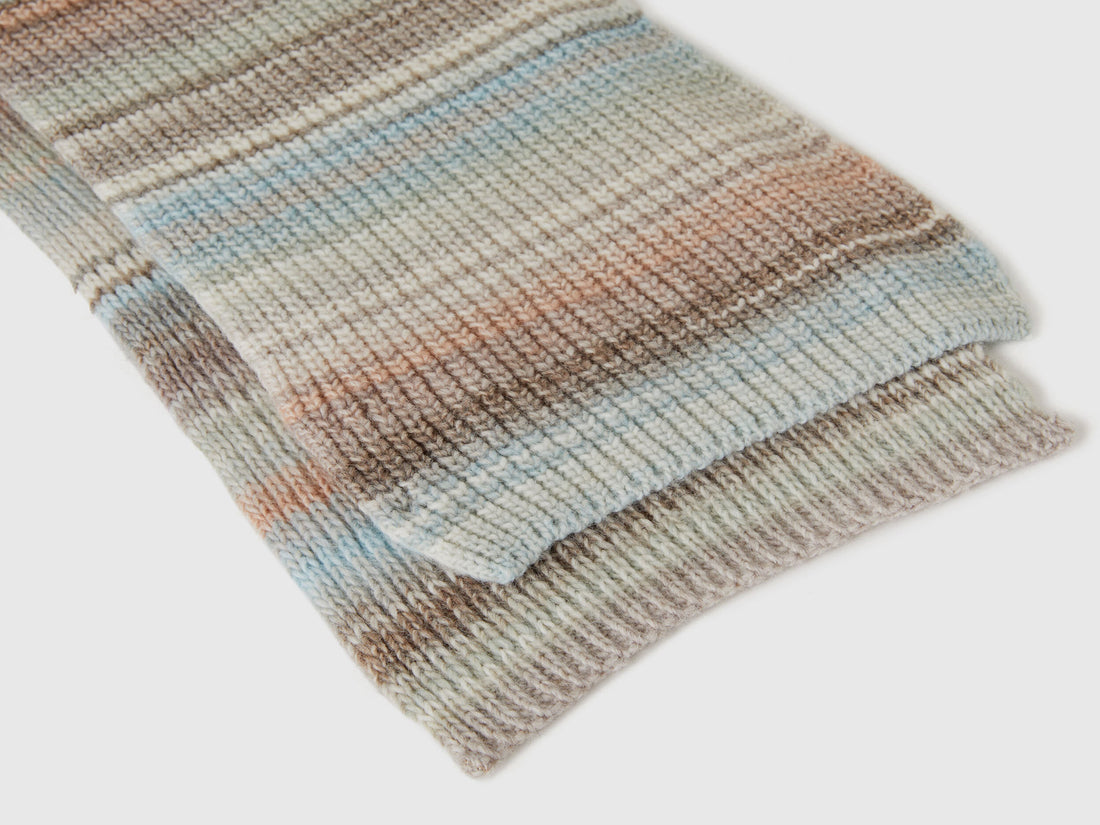 Multicolored Scarf In Wool Blend_105CDU00W_7P0_02