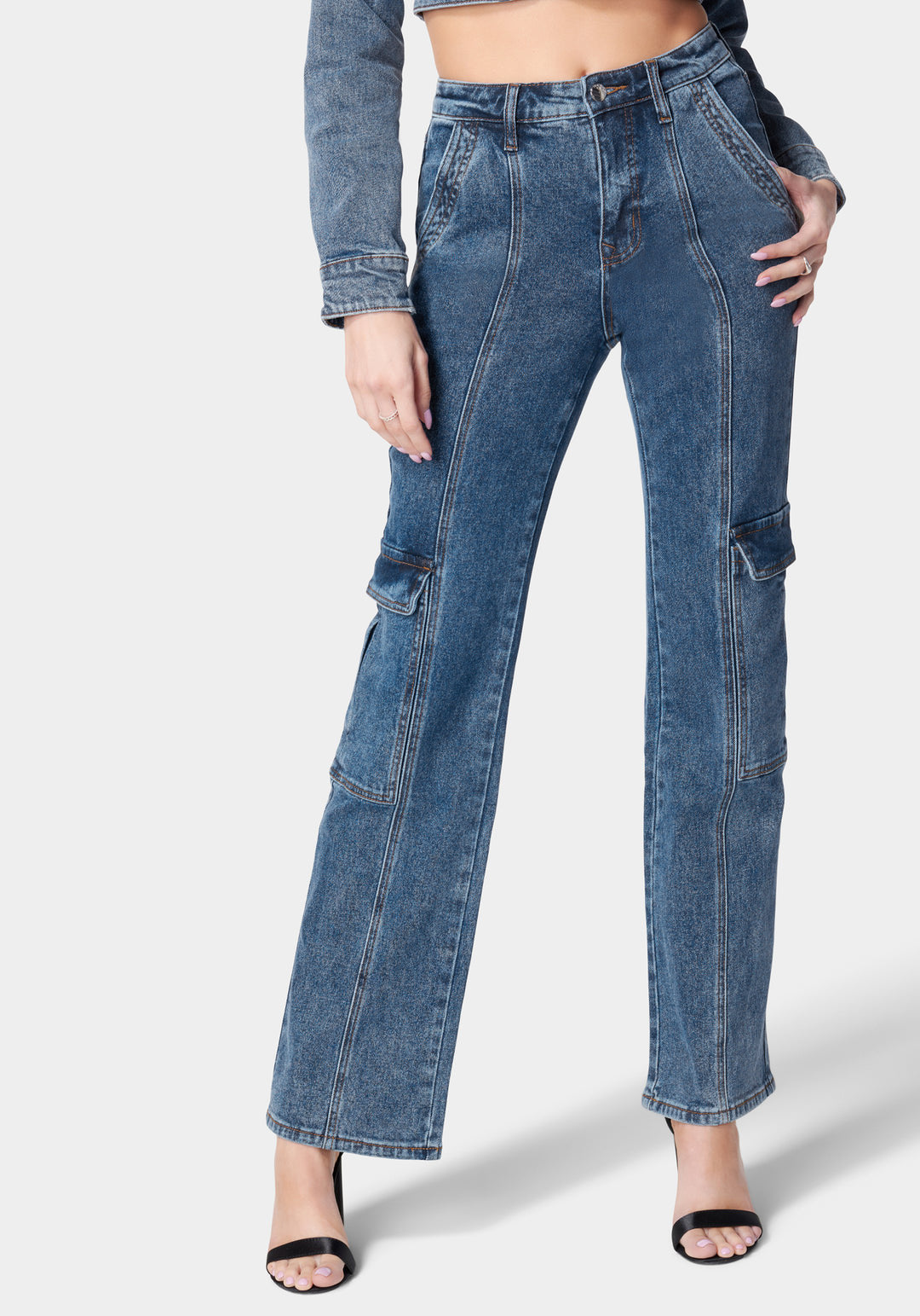 Natural Waist Wide Leg Cargo Denim Jeans_106362_Antique Indigo Wash_2