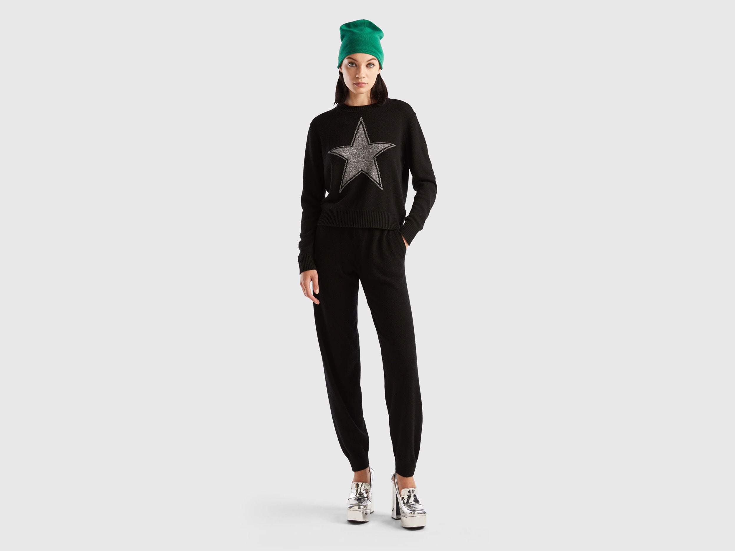 Sweater With Lurex Star_1135E107A_700_03