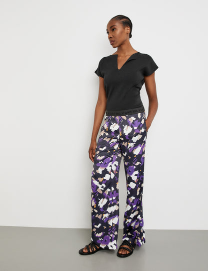 Patterned Slip-On Trousers With A Wide Leg_01