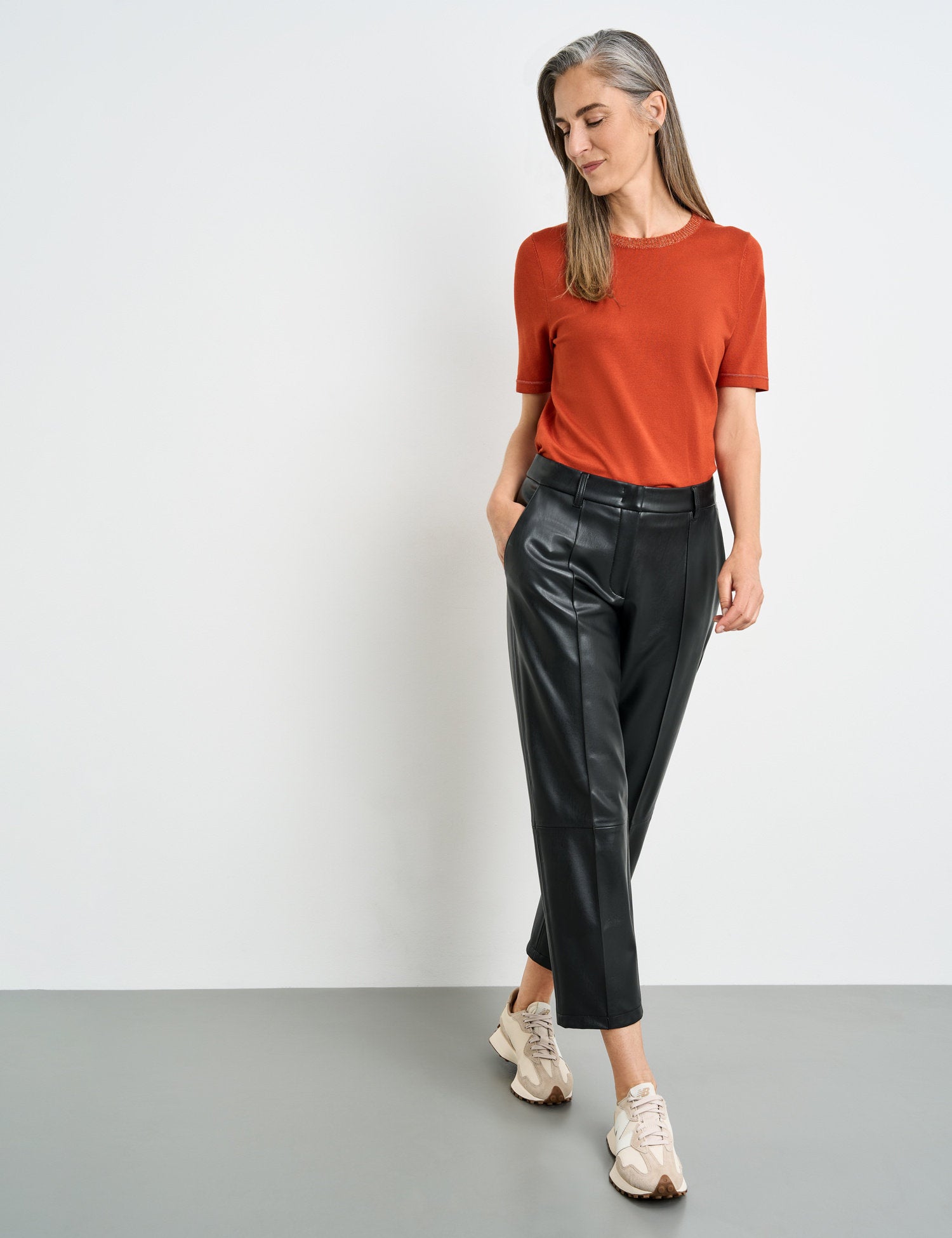 City Style 7/8 Length Faux Leather Trousers_122017-66778_11000_01