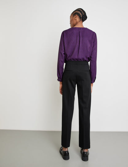 Fashionable Cloth Trousers With A Wide Leg, Vertical Pintucks And An Elasticated Waistband_122077-66211_11000_06