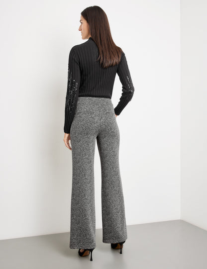Pull-On Trousers With A Wide Leg And A Fine Houndstooth Pattern_122085-66281_1090_06