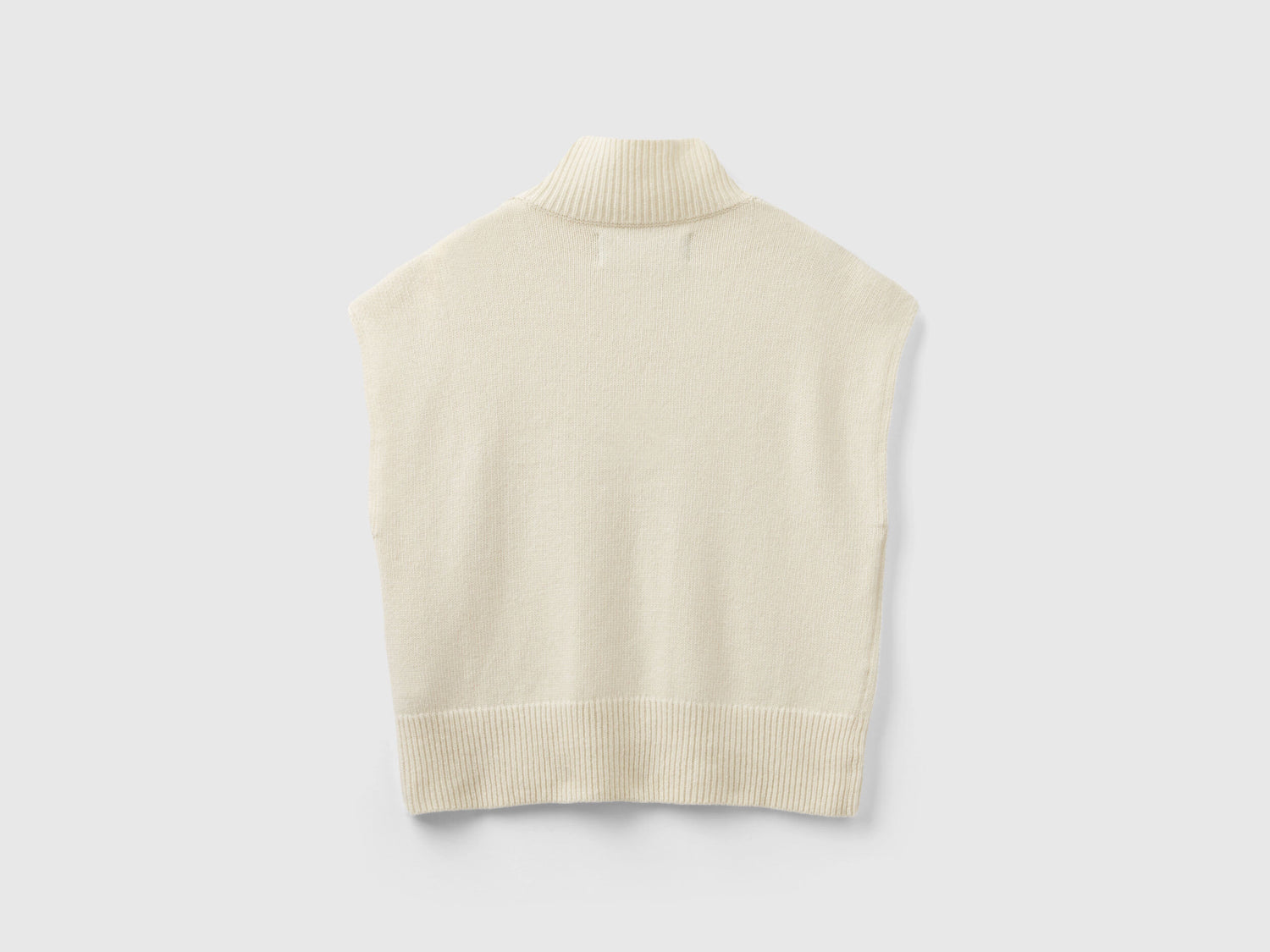 Mock Turtleneck Vest_18AYD202S_000_05