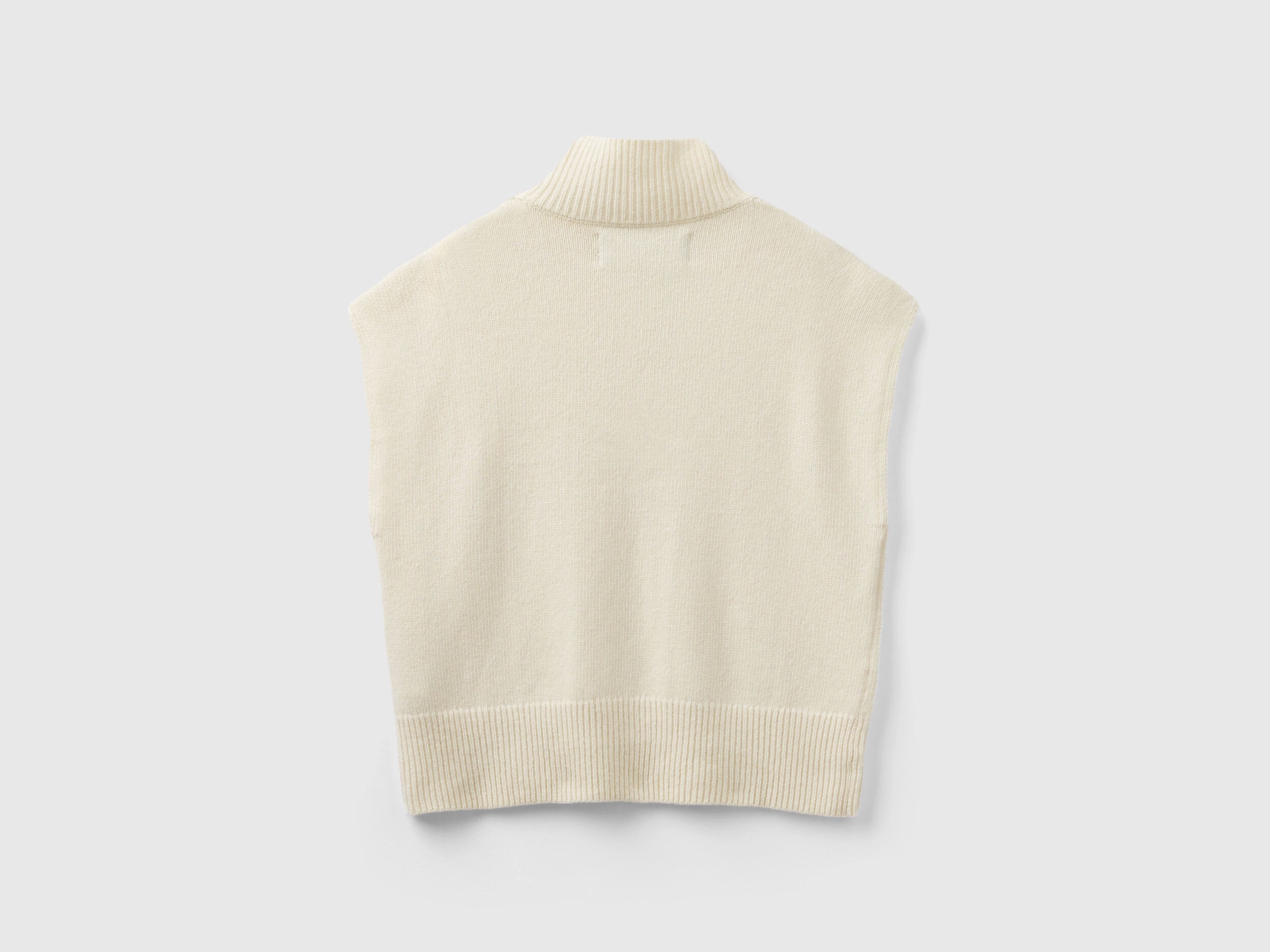 Mock Turtleneck Vest_18AYD202S_000_05