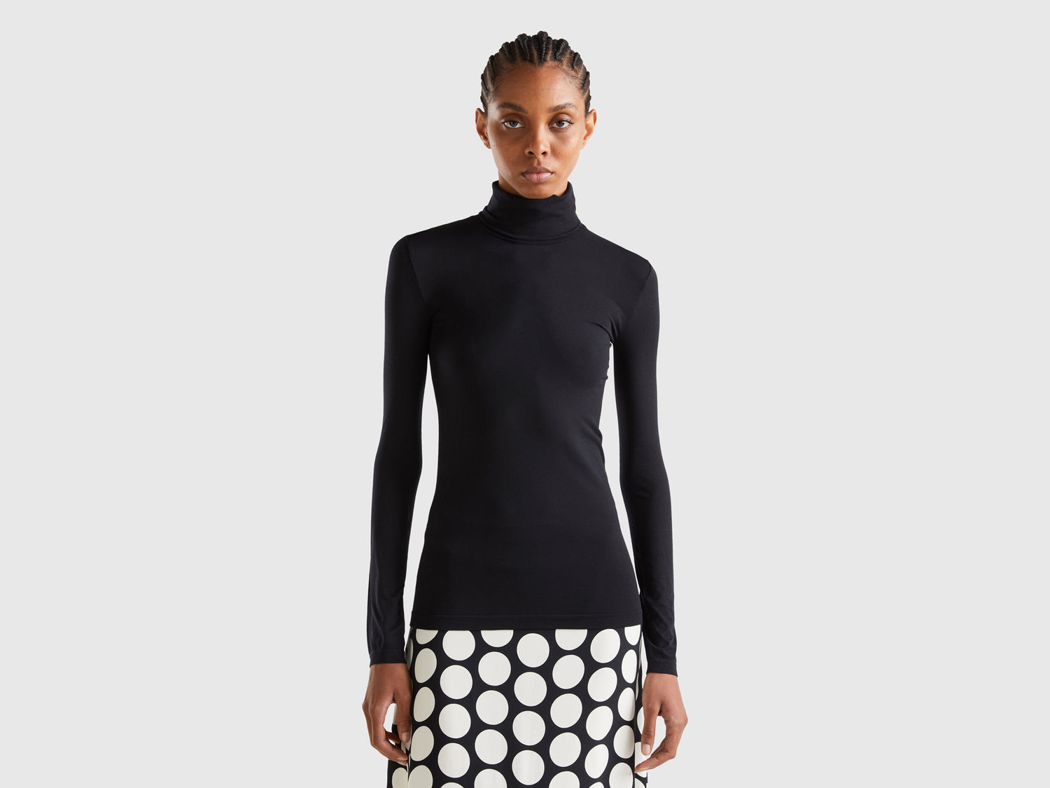 Stretch Turtleneck Pullover_1X1BD2240_100_01