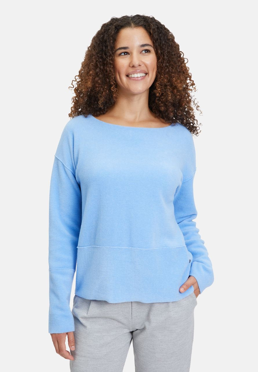 Casual-Sweatshirt With Round Neckline_2041-3224_8714_01