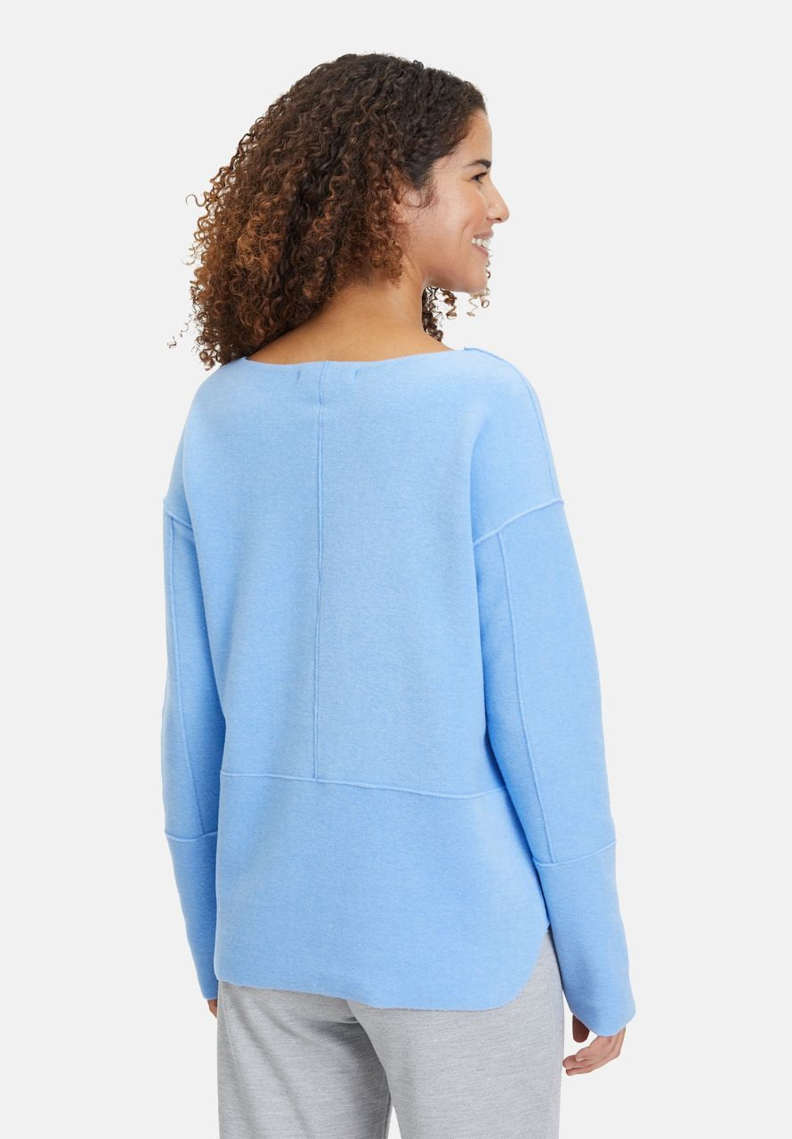 Casual-Sweatshirt With Round Neckline_2041-3224_8714_03