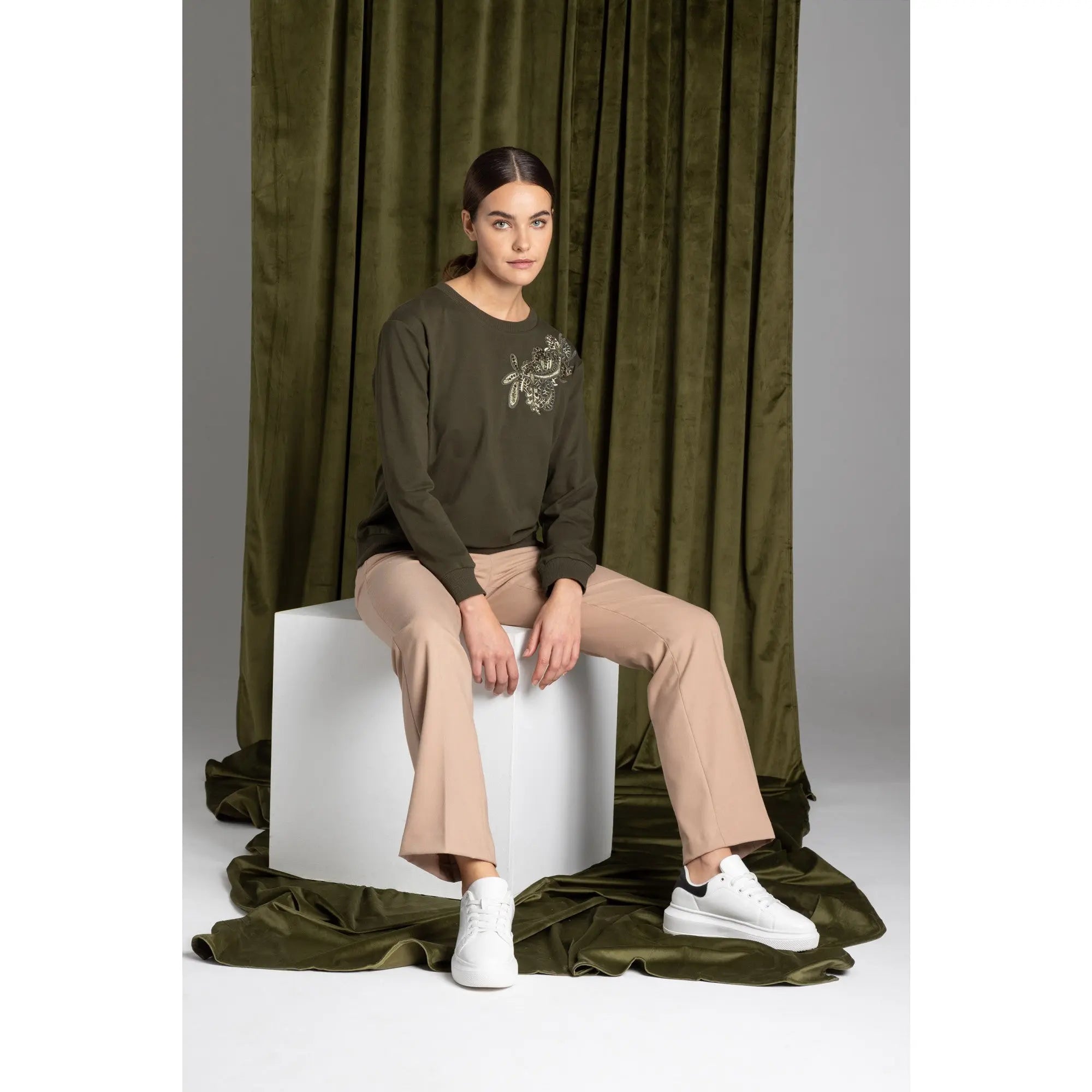 Sweatshirt With Sequins - BEVAVA