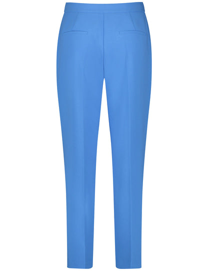 7/8-Length Trousers Made Of Stretch Fabric_220011-31340_80931_03