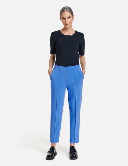7/8-Length Trousers Made Of Stretch Fabric_220011-31340_80931_07
