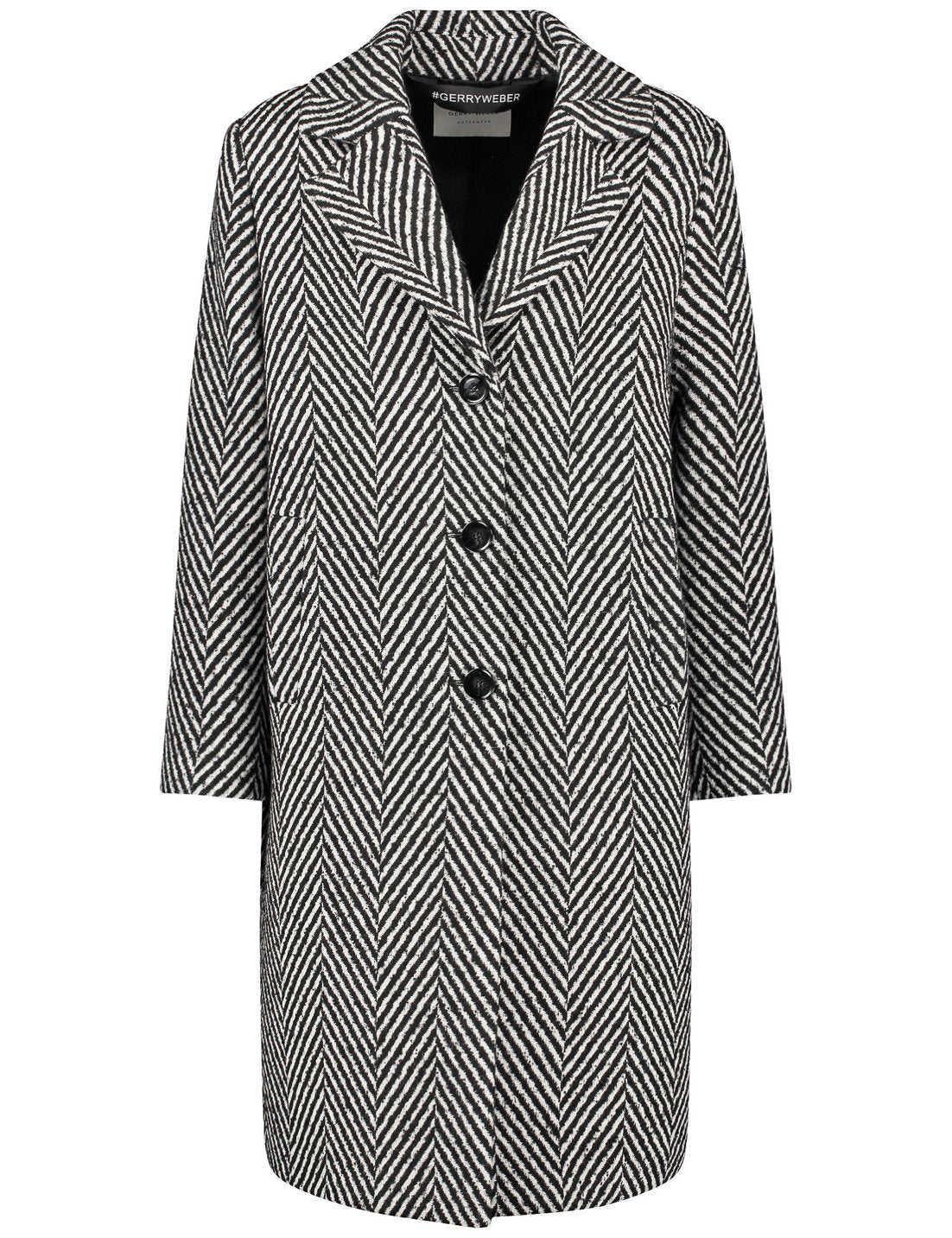 Wool Coat With A Large Lapel Collar_250016-31147_2000_02
