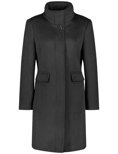 Short Wool Coat With A Stand Up Collar_250235-31131_11000_02