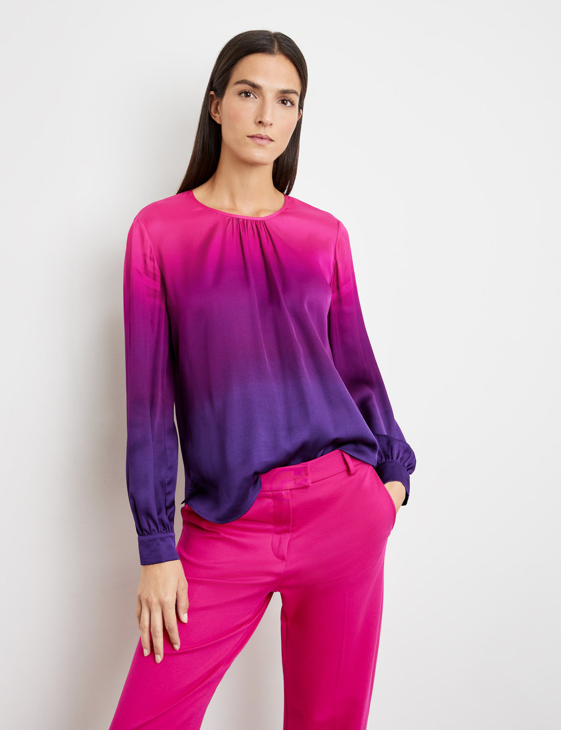 Flowing Blouse With Colour Graduation_260053-31448_3038_01