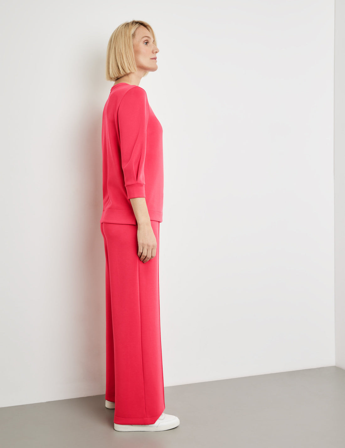 Fashionable 3/4-Sleeve Top Made Of Heavy Jersey_270009-44020_60140_05