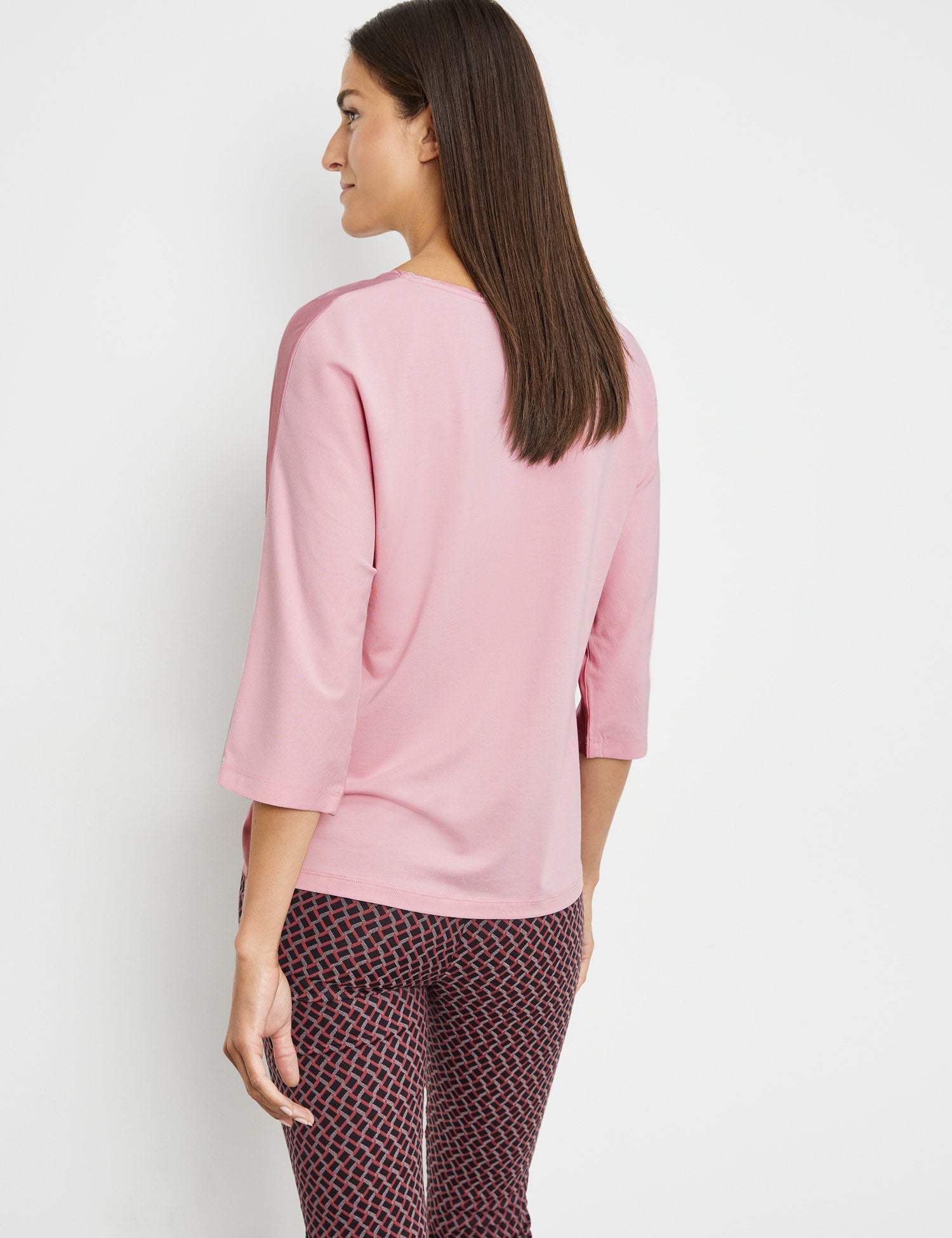 3/4 Sleeve Top With A Fabric Panel And A Subtle Sheen_270229-35033_30907_06
