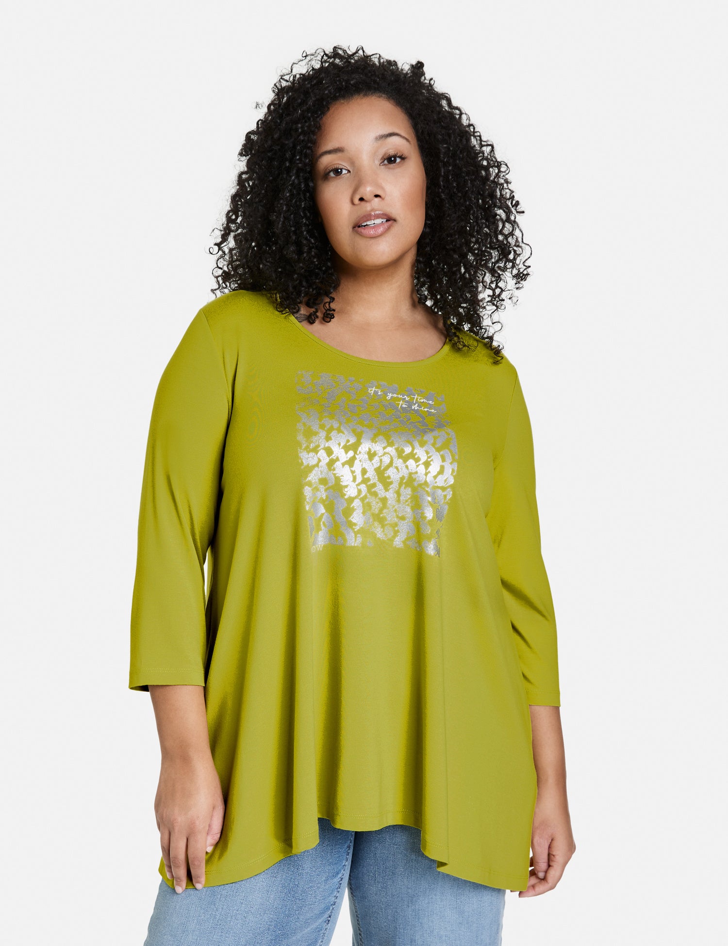 Flared 3/4-Sleeve Top With A Metallic Print