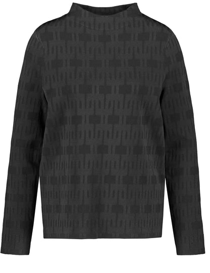 Jumper With A Short Stand Up Collar And A Jacquard Pattern_271022-35719_11000_02